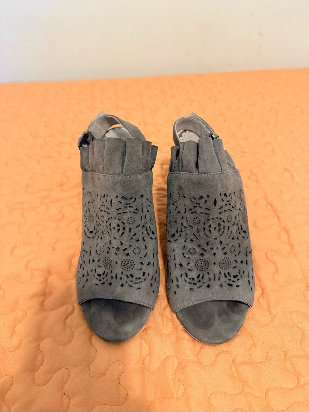 naughty monkey Gray Suede Laser-Cut Peep-Toe Slingback Mules